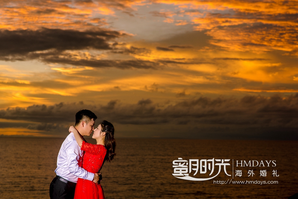 黄昏婚纱照_婚纱照夕阳黄昏照片(2)