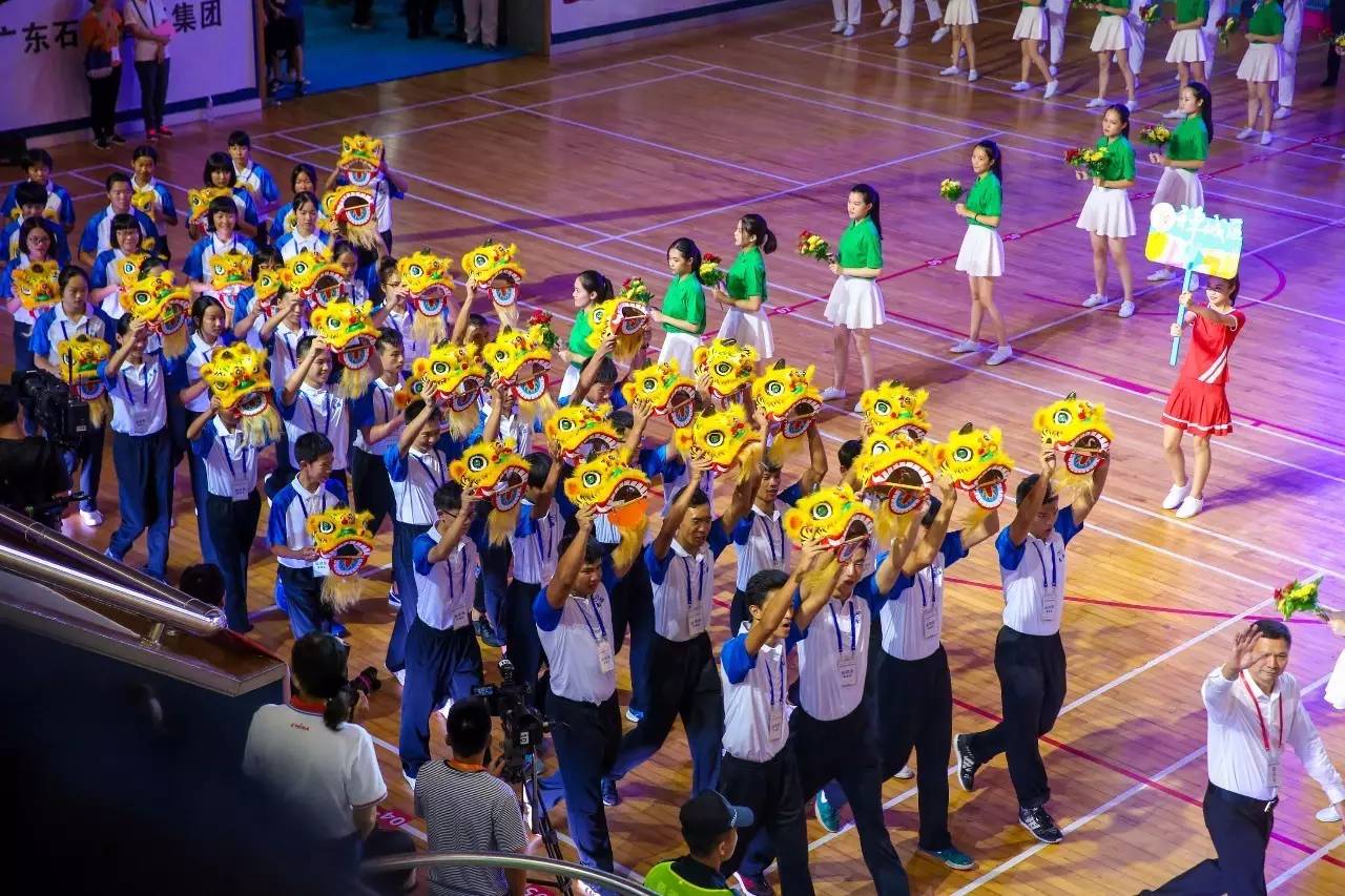 市运会开幕式昨晚上演,你们要的萌娃花式篮球在这里