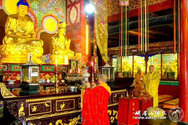 农历六月十九,峨眉山各寺院举行多种佛事活动恭迎观音菩萨成道日