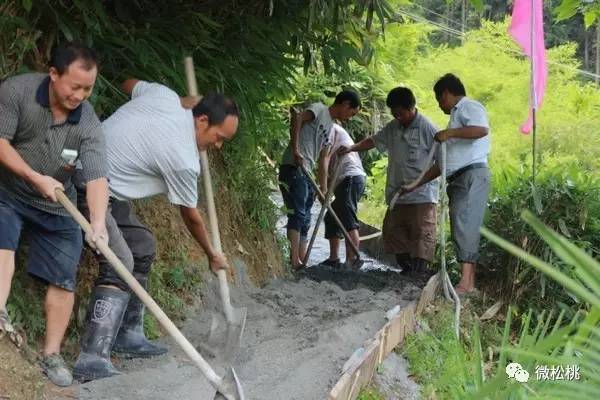 松桃人口多少人_昨晚被刷屏了 几千人涌入松桃这个地方,场面火爆又震撼(3)