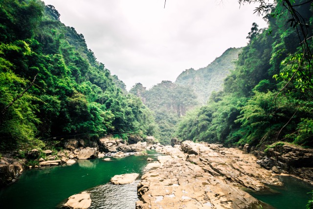 广东大峡谷腾龙大瀑布邀您来一场轰轰烈烈的盛夏