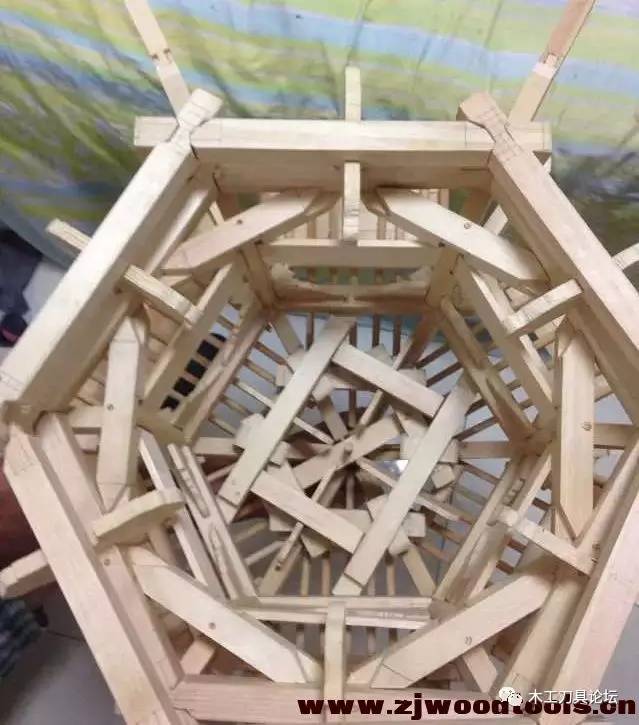大二学生新手作品,第一个榫卯结构六角重檐亭子,有没有觉得做的有些