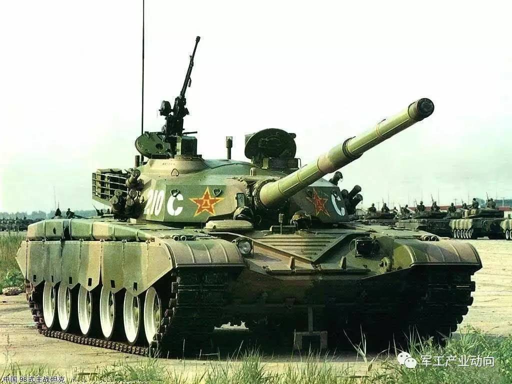 歼20、装甲车、坦克…这场家门口的国防军事展超酷-三湘都市报