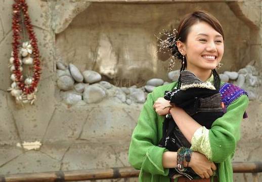 她是中国的"话剧女王",夏雨的一生所爱,曾被高圆圆插足,40岁依然美得