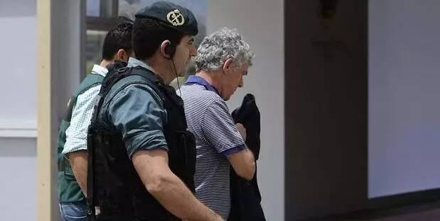 【人物】统治西班牙足协29年的维拉被捕,足球