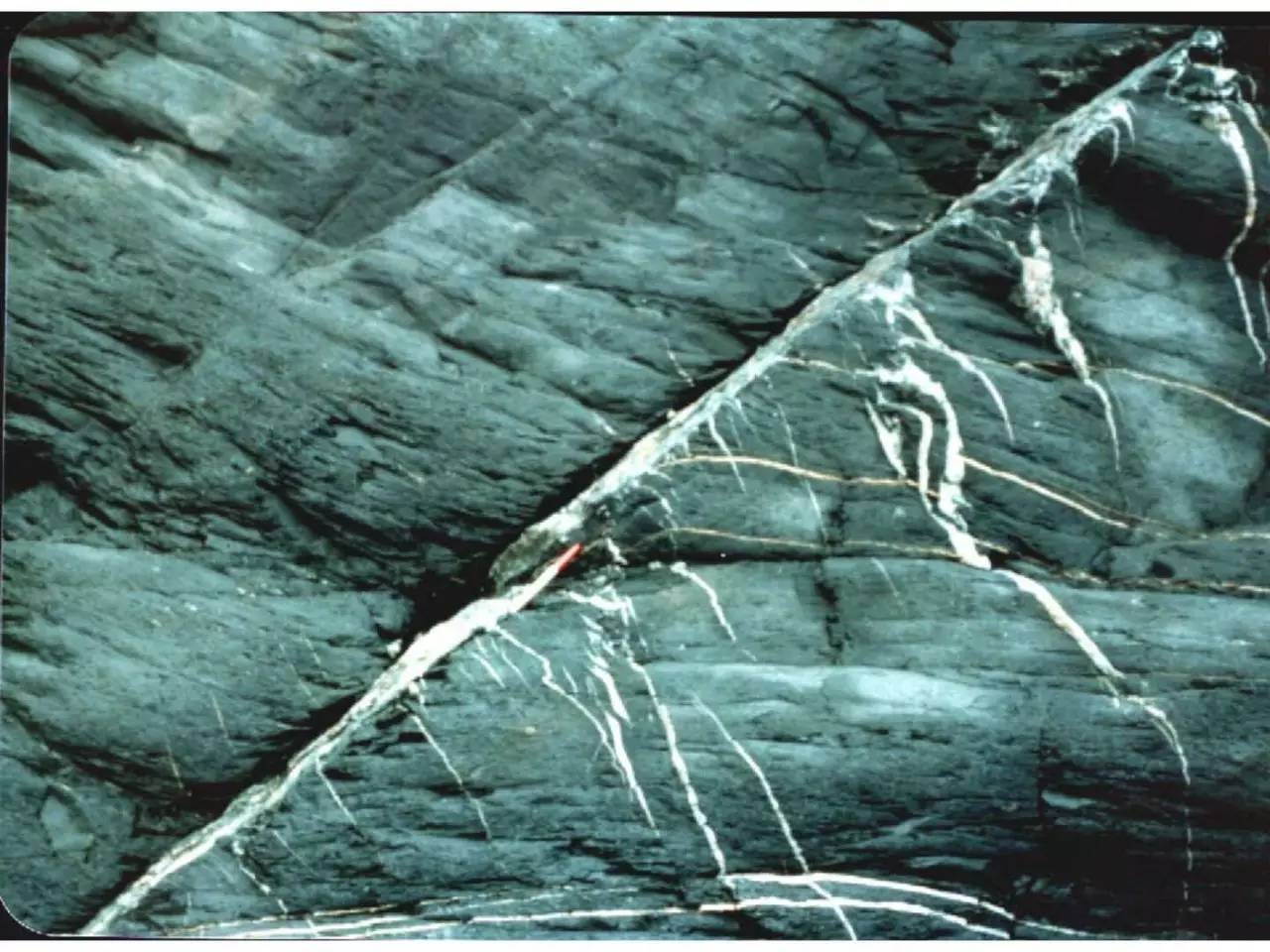 构造地质学丨节理及其地质意义