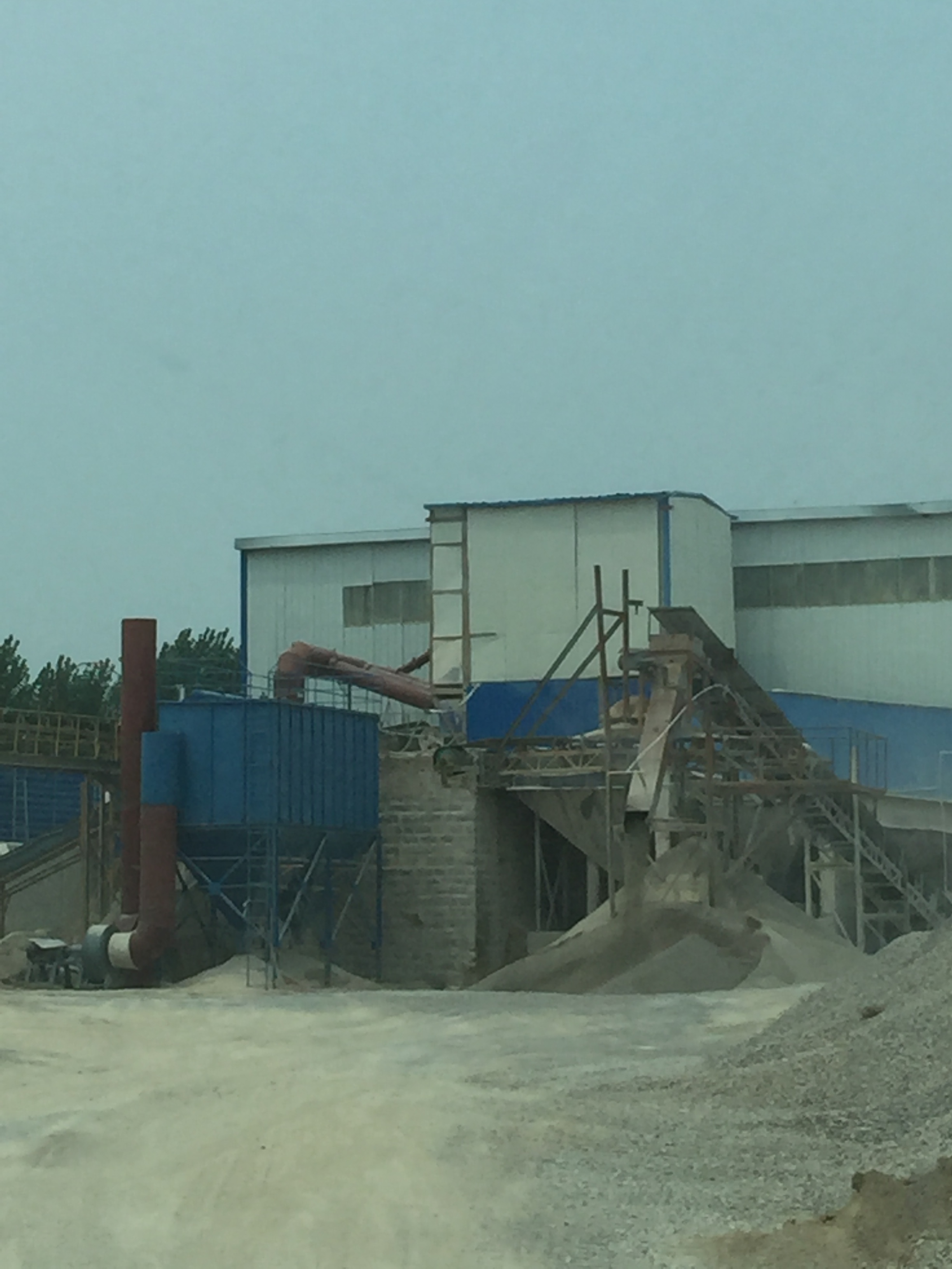 德州齐河:多家石料加工厂涉嫌非法生产污染环境