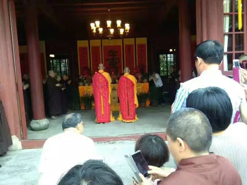 【特●刊】天台山国清寺原方丈可明长老九十诞辰,简单