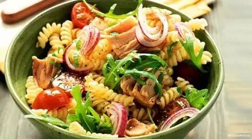  Deliciously Sweet Pasta Salad Recipe for Summer Gatherings