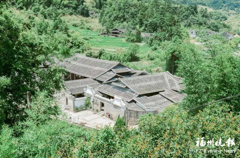 深圳市坪山区珠洋坑村住的有多少人口