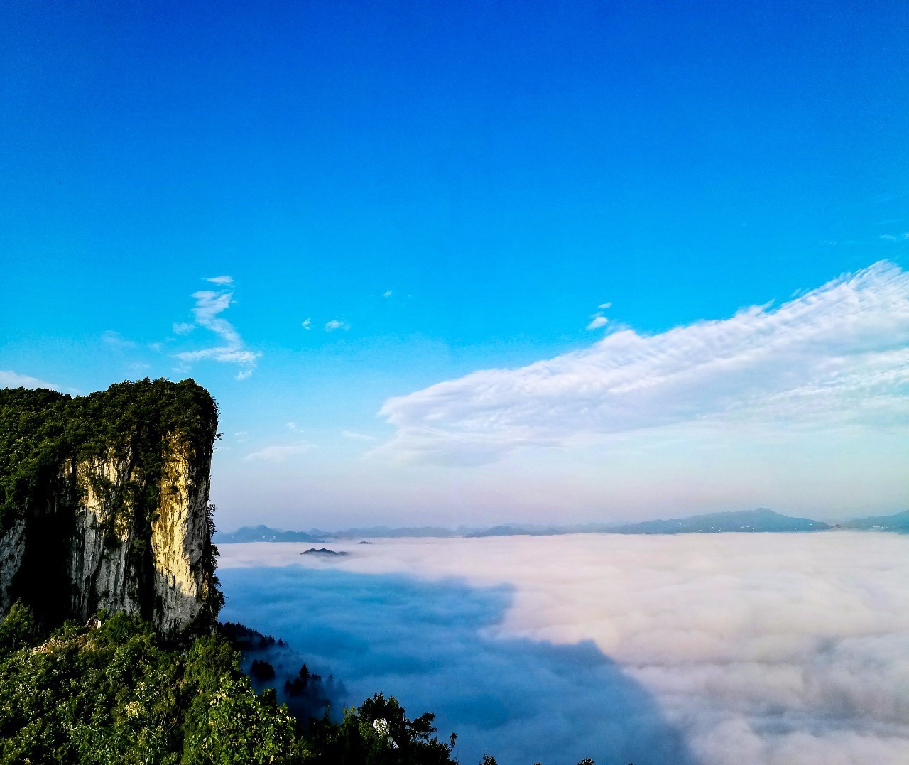 紫云这个火到国外的地方终于出航拍大片了:银山·妖岩