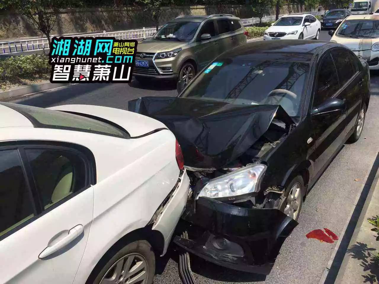 【好险】萧山一男子油门当刹车!奇瑞撞上宝马,造成三