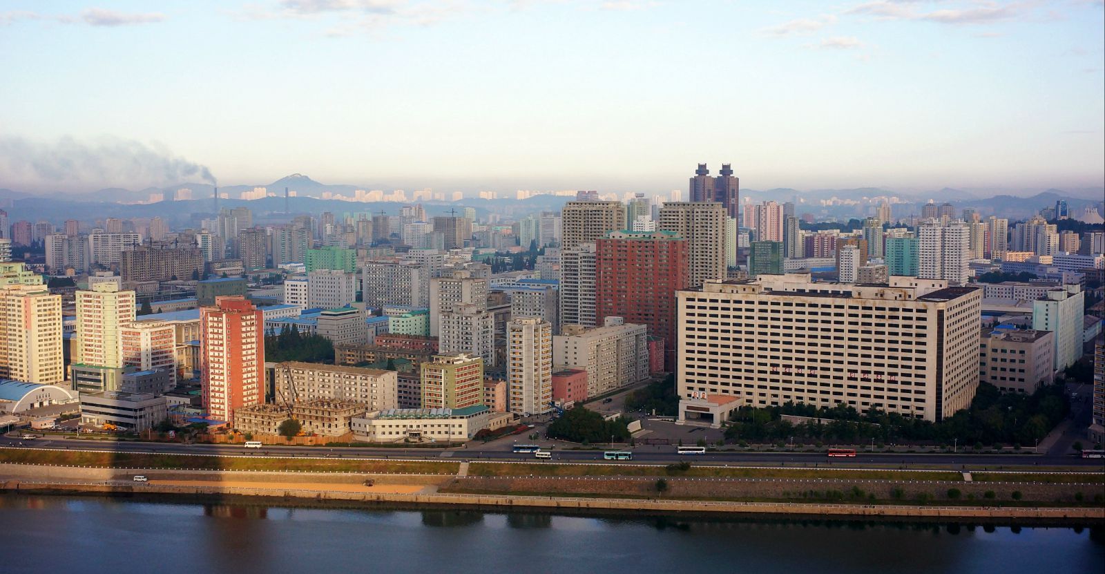 朝鲜旅游游朝鲜最好的医科大学平壤医科大学