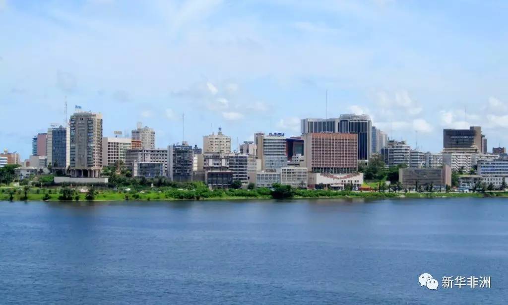 科特迪瓦经济首都阿比让市中心景象.