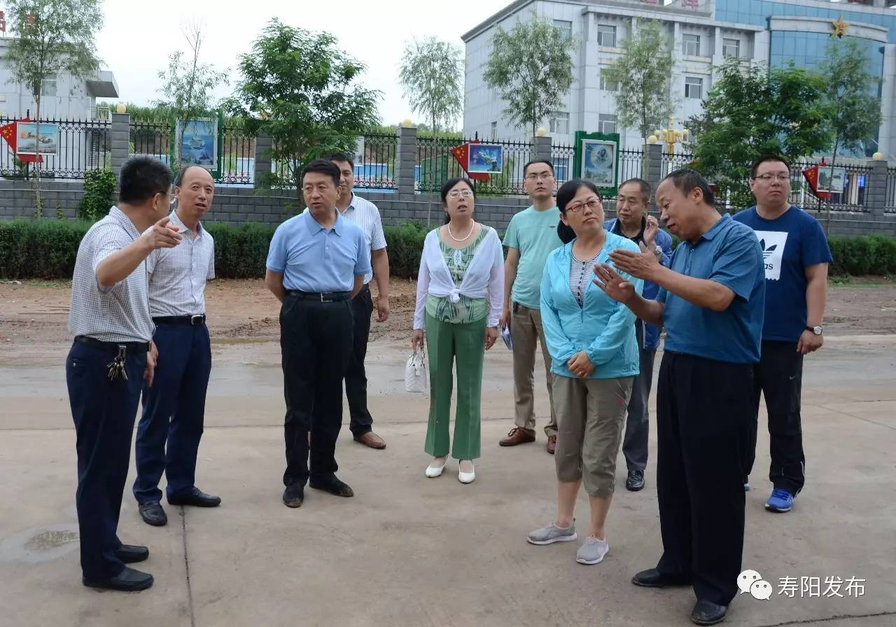 市包县督查组组长王根喜,县委书记郝鹏鸿,政府副县长孙金忠,县政协副