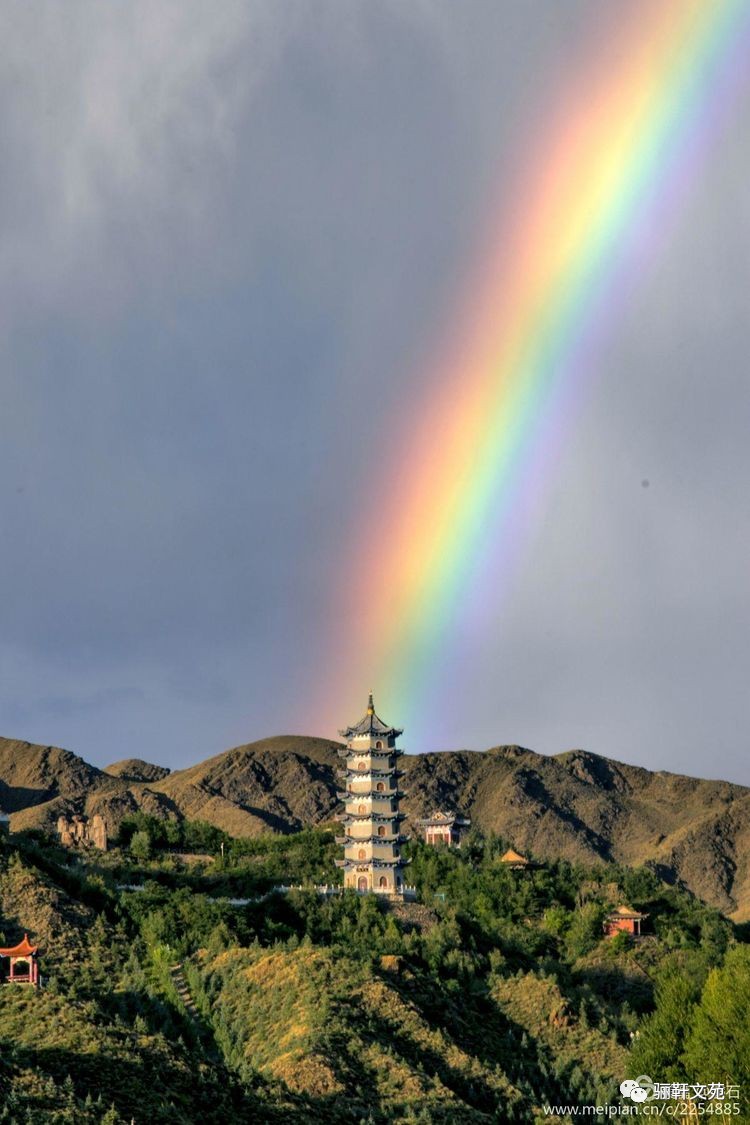 永昌惊现最美风雨彩虹