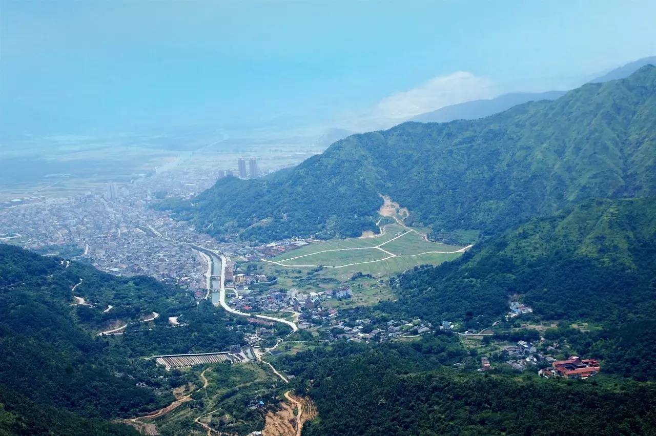 丽岙一山一水一园一街一大学尽是风情无限