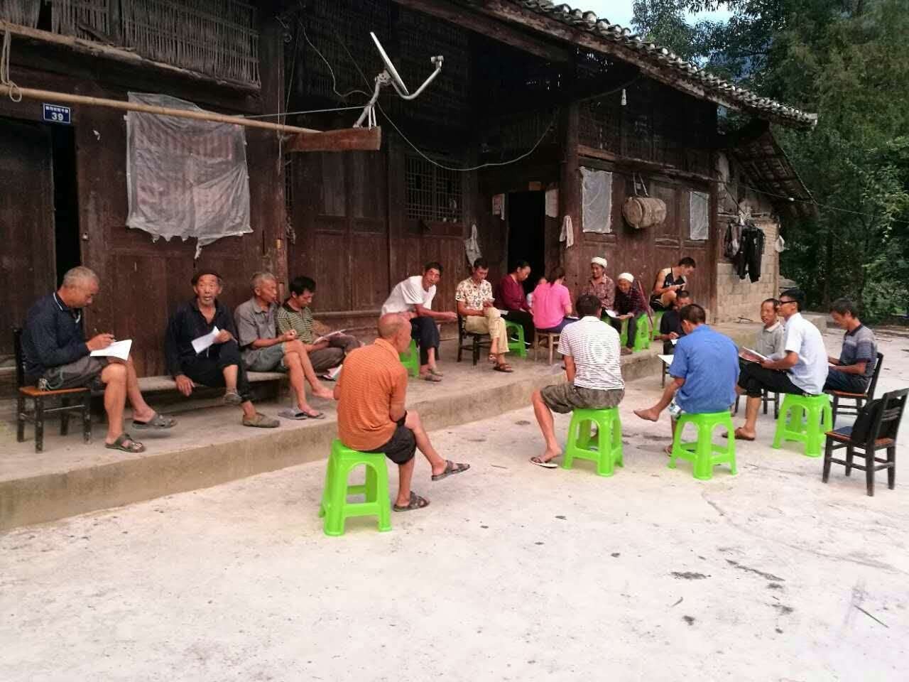 这种坝坝会,到底在干啥?