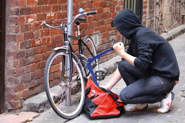 “自行车被偷时会求救就好了！”有人做了款能连手机app的车锁