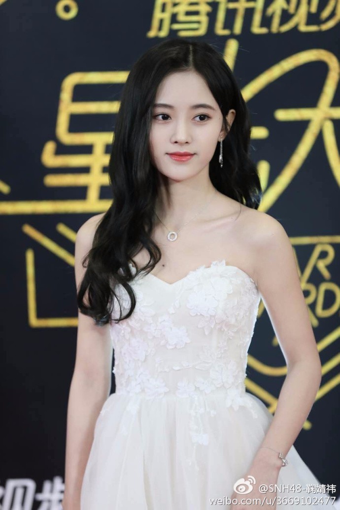 鞠婧祎拿下snh48总选第一,剪了短发的四千年美少女你还爱吗?