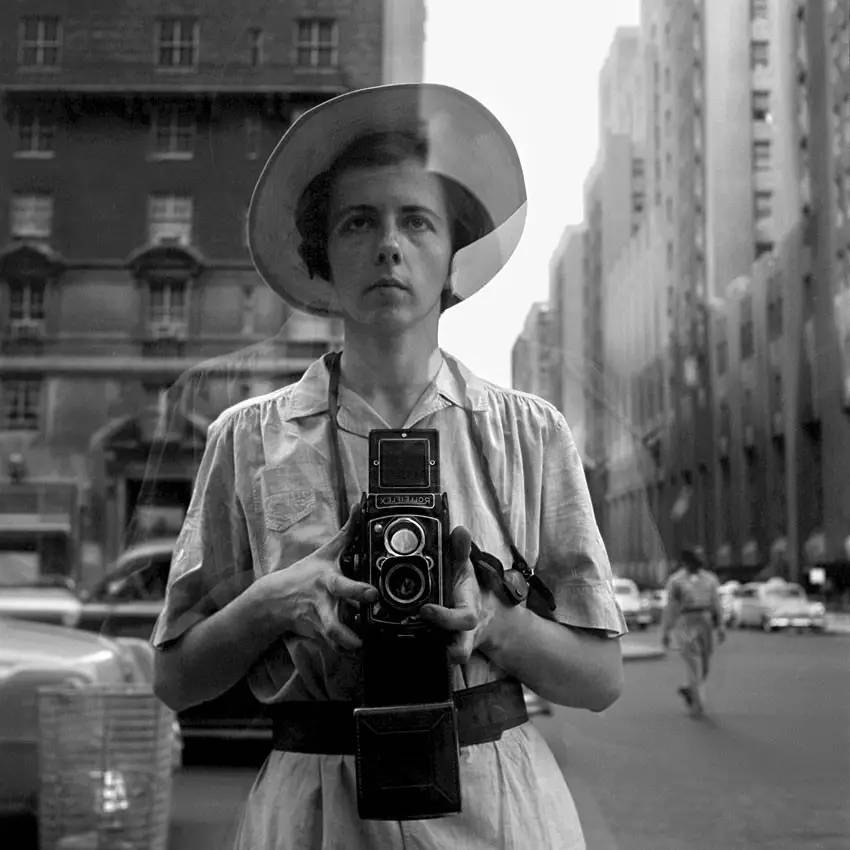 传奇保姆摄影师 薇薇安·迈尔:1926—2009,83岁