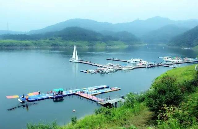 烟波浩渺太极湖