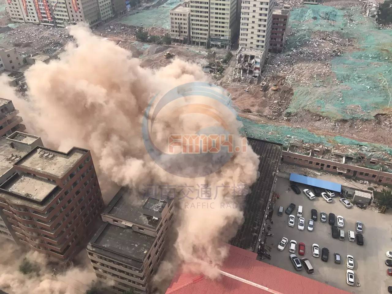 这次爆破围绕 文化路以西,国基路以南,中方园路以东,南一街以北陈寨村