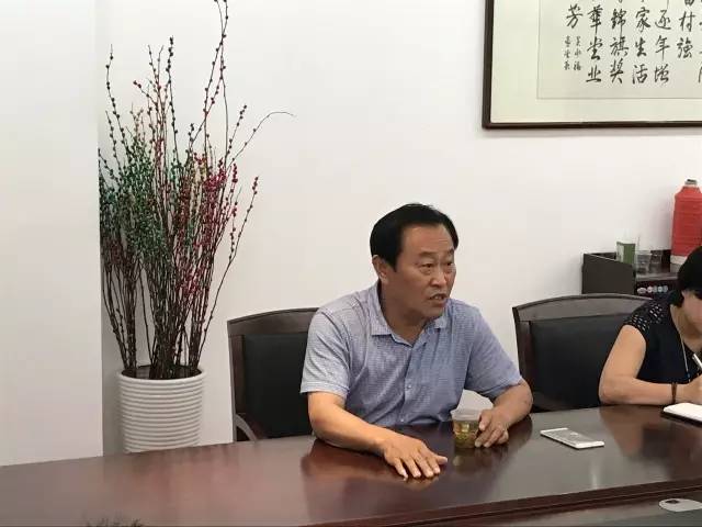 西阳社区党总支部书记刘德安介绍 风光带建设构想