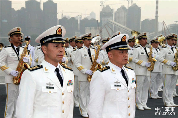澎湃新闻记者从军方权威渠道获悉,晋升海军少将军衔的17名军官分别是
