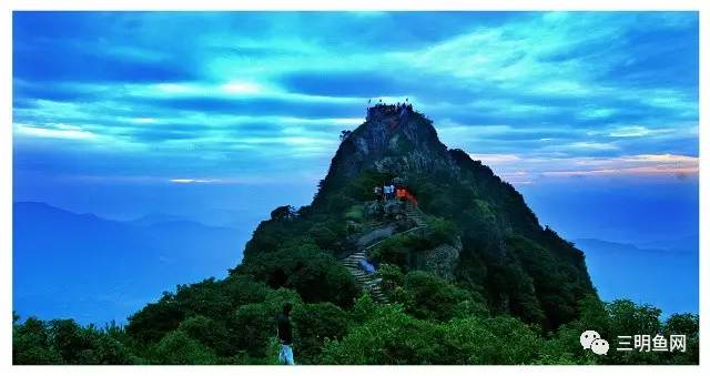 旅游 正文  坂面·蓬莱山 地址:位于尤溪坂面乡境内,距县城3 5公里.