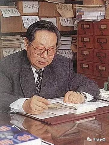 适在1955年2月,郭廷以先生创办近代史研究所,遂征召国祈兄到近代史