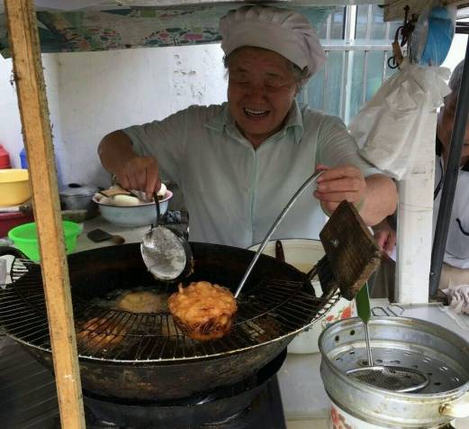 阿婆油墩子