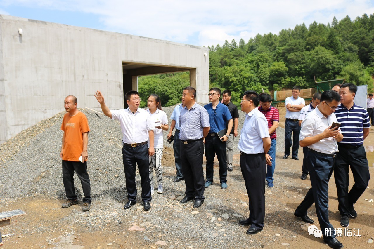 白山市市长王志厚莅临我市旅游景区视察指导工作