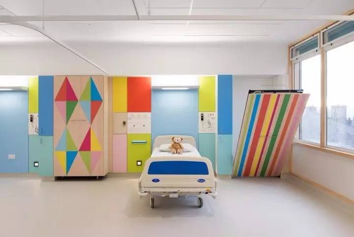 创意设计 | 明亮的色彩:谢菲尔德儿童医院病房