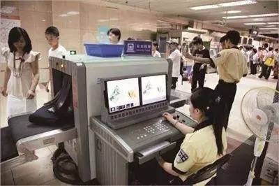 招聘地铁安检_北京地铁运营管制招聘北京到地铁安检员包吃住相关专业人员优先