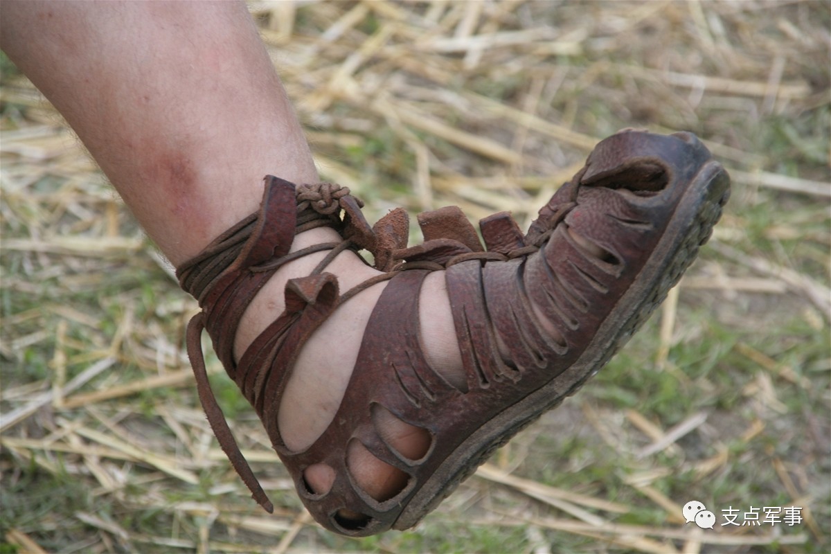 13款罗马靴推荐 出彩个性穿出来_时尚_环球网