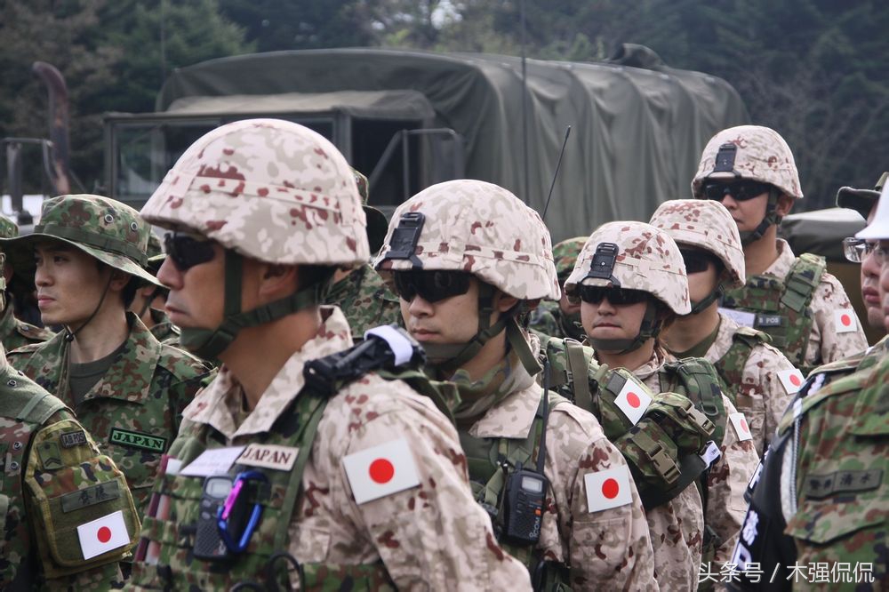 日本陆上自卫队荒漠迷彩作训服专为海外驻军研制