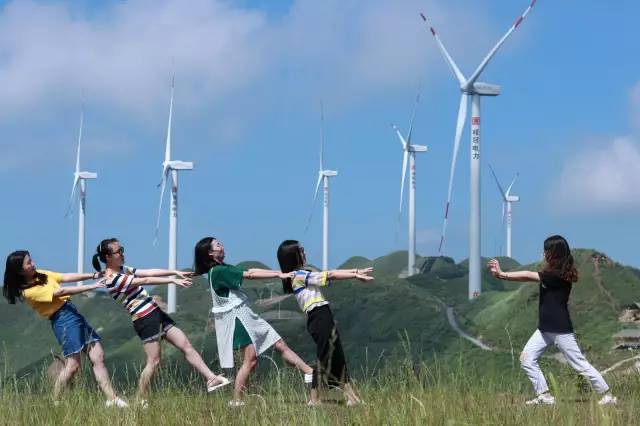 早上好,洪关~ 地址:遵义市播州区洪关乡太阳坪 帐篷酒店: 试运营期间4