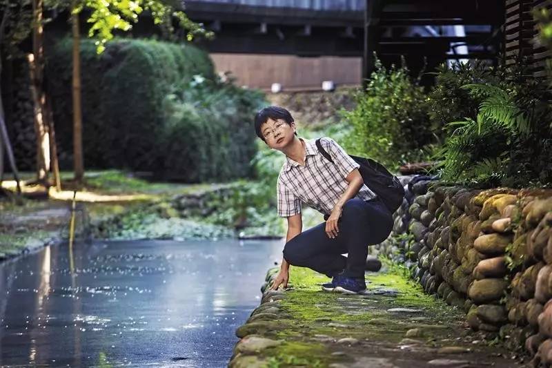 跨性别者谢海盟痛恨女性性征想成为父亲唐诺一样的大叔