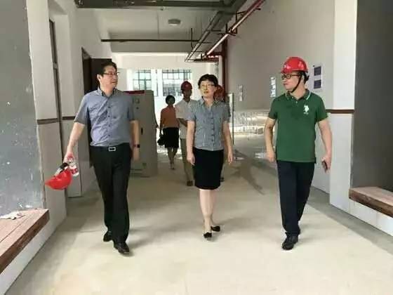 副局长凌国柱等陪同下,会同区人防办,规划富阳分局,区住建局,区气象局