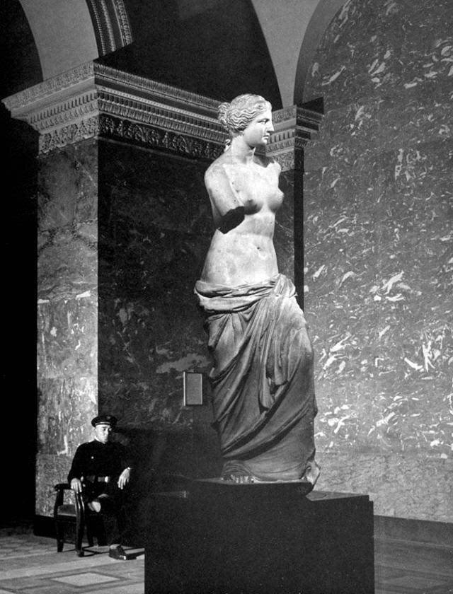 维纳斯雕像原型图片
