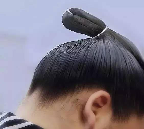 相扑选手发型图片