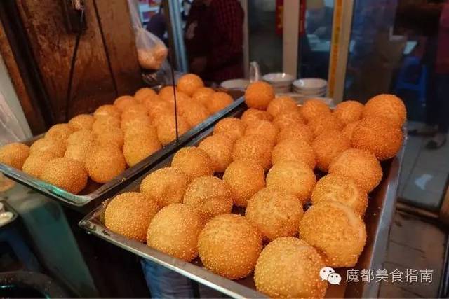 美国cnn评选出了35种上海街头美食后