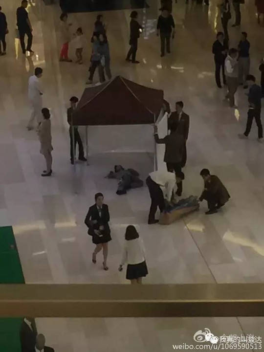 上海突发:又一男子在上海环贸IAPM跳楼身亡!