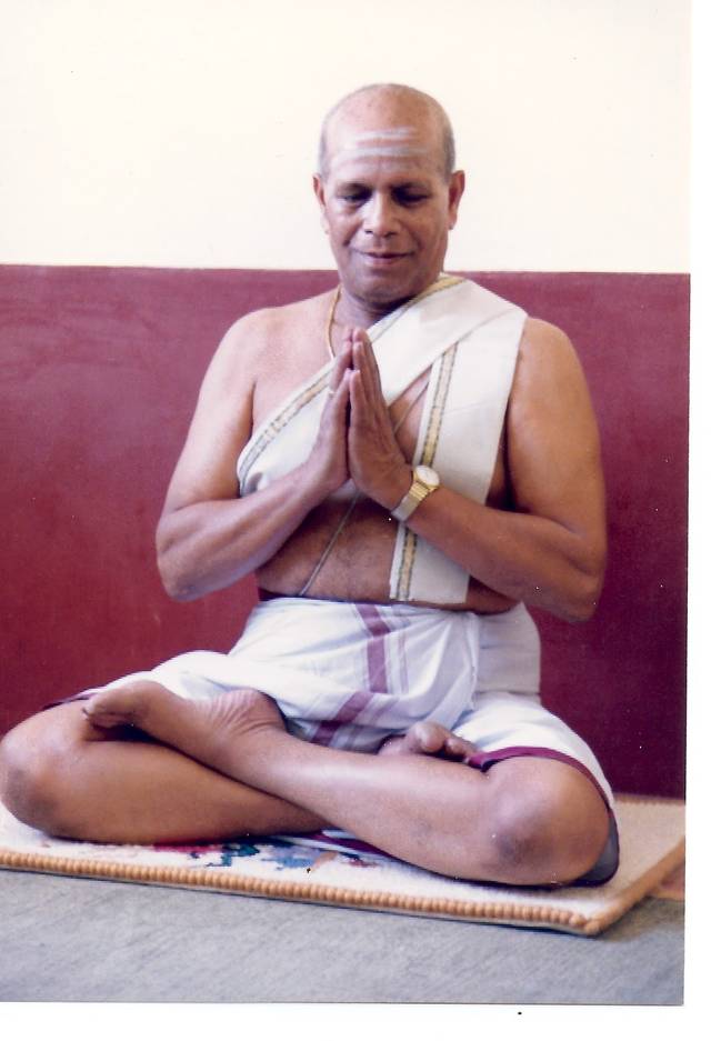 十大印度瑜伽大师图片