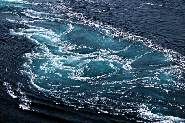 挪威大漩涡图片
