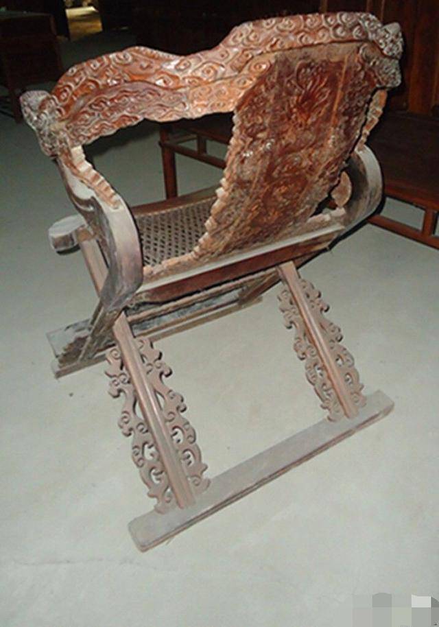 世界最贵的椅子明代满龙纹黄花梨交椅,世间少