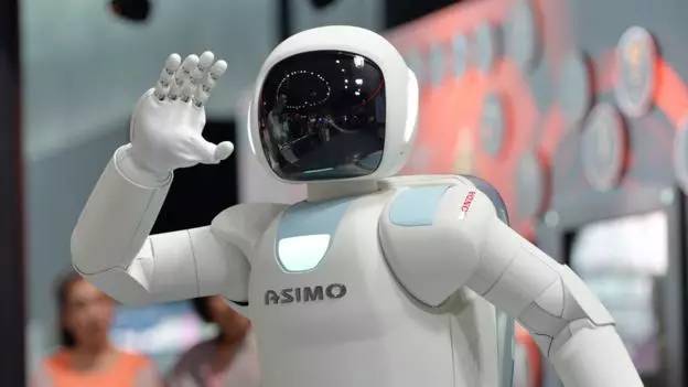 结晶——全球最早具备人类双足行走能力的类人型机器人阿西莫(asimo)