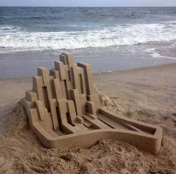 沙滩沙堡制作图片