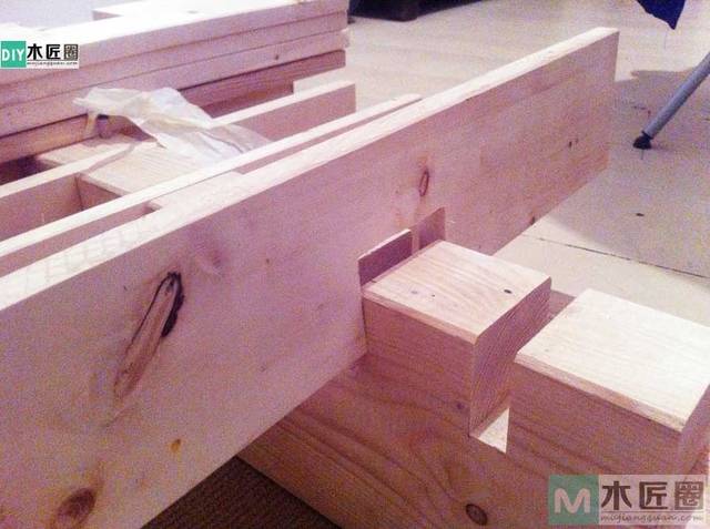 学木工,怎样制作简易实木床?